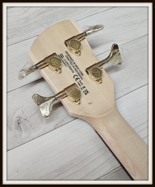 Spector Icon NS-2 Bolt-On, White Gloss